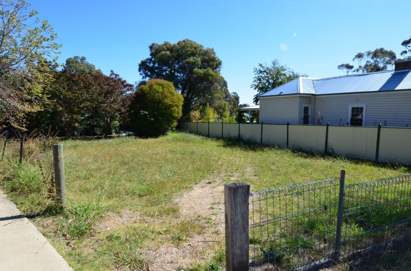 2/6 Albert Road Beechworth VIC, Beechworth - Thumbnail 4