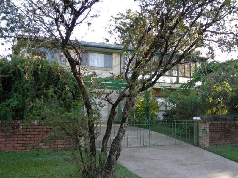 4 Brentwood Avenue MOOLOOLABA QLD, Mooloolaba - Thumbnail 2