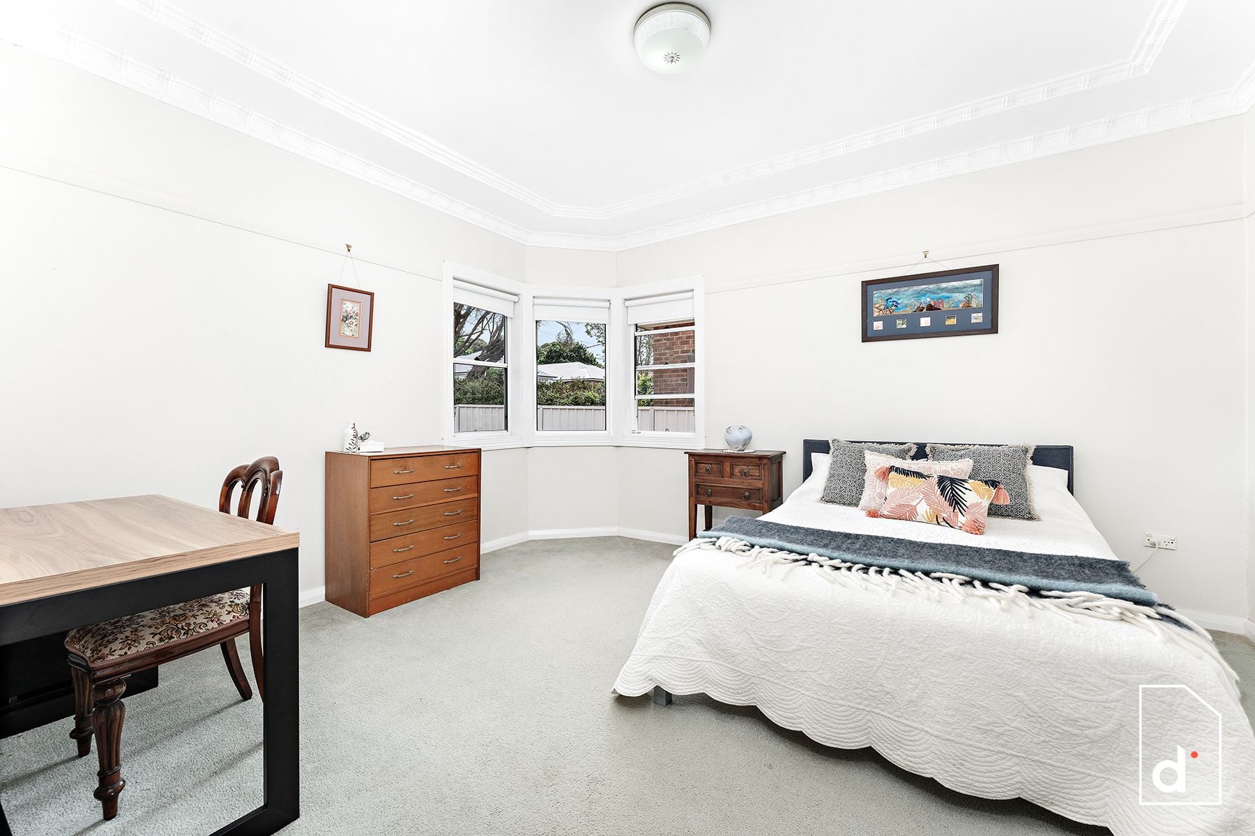 Sold property 950000 for 15 Gowan Brae Avenue Mount Ousley , NSW 2519