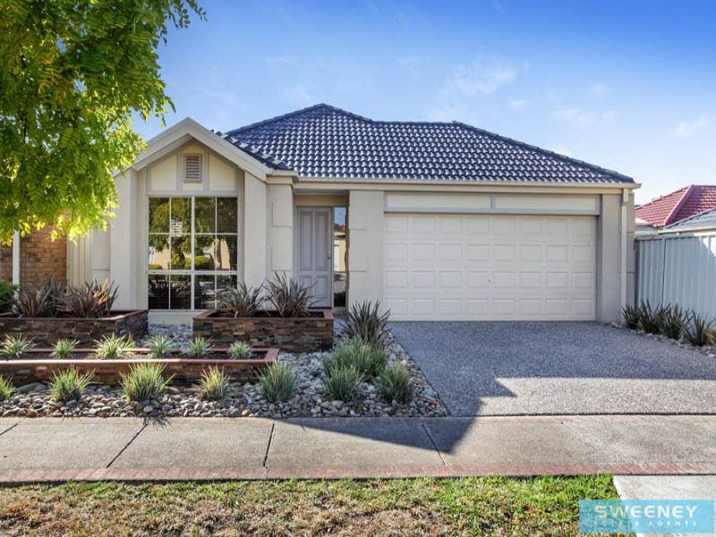 12 Reigate Street, Caroline Springs - Thumbnail 2