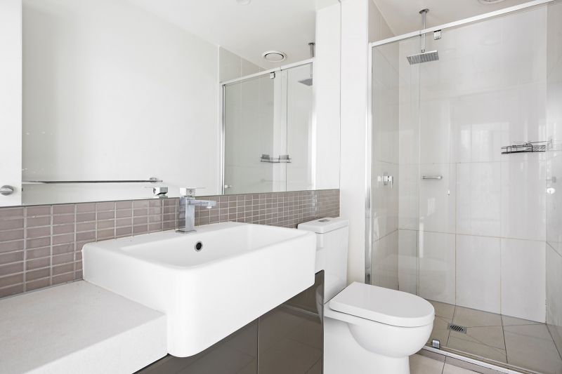 1103/33 Clarke Street, Southbank - Thumbnail 5