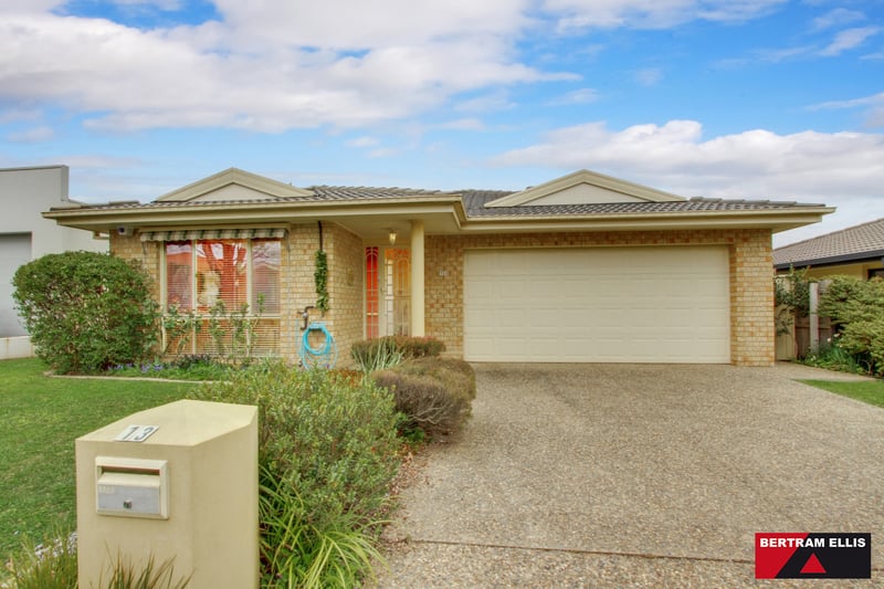 13 Benaroon Circuit, Amaroo - Thumbnail 2