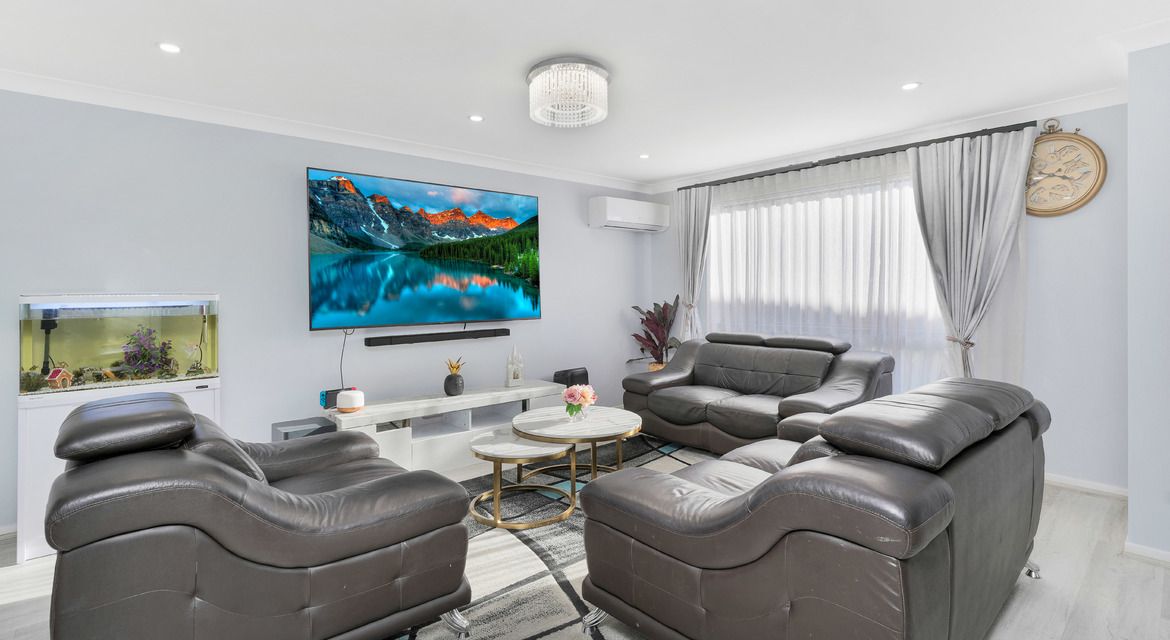 Bardia 64 Ingleburn Gardens Drive