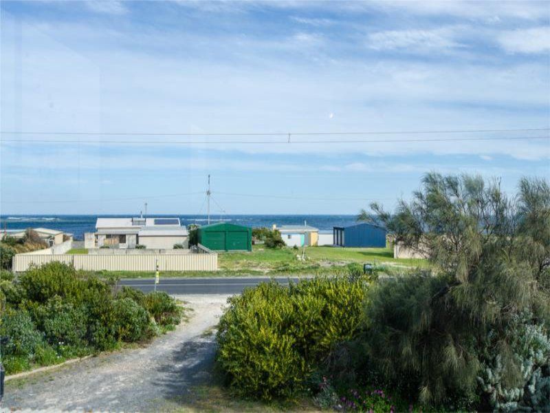 135 Pelican Point Road Pelican Point SA, Pelican Point - Thumbnail 2