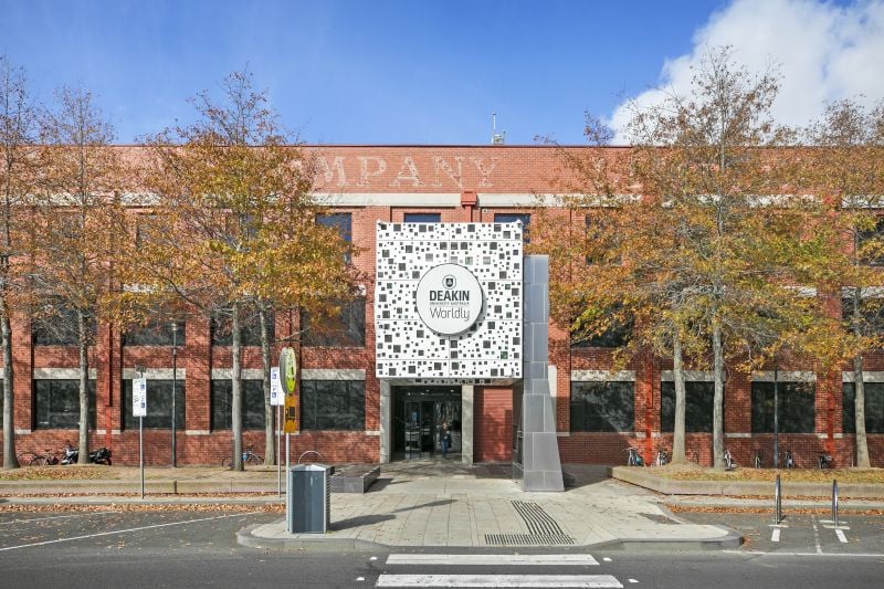 8A Gheringhap Street, Geelong