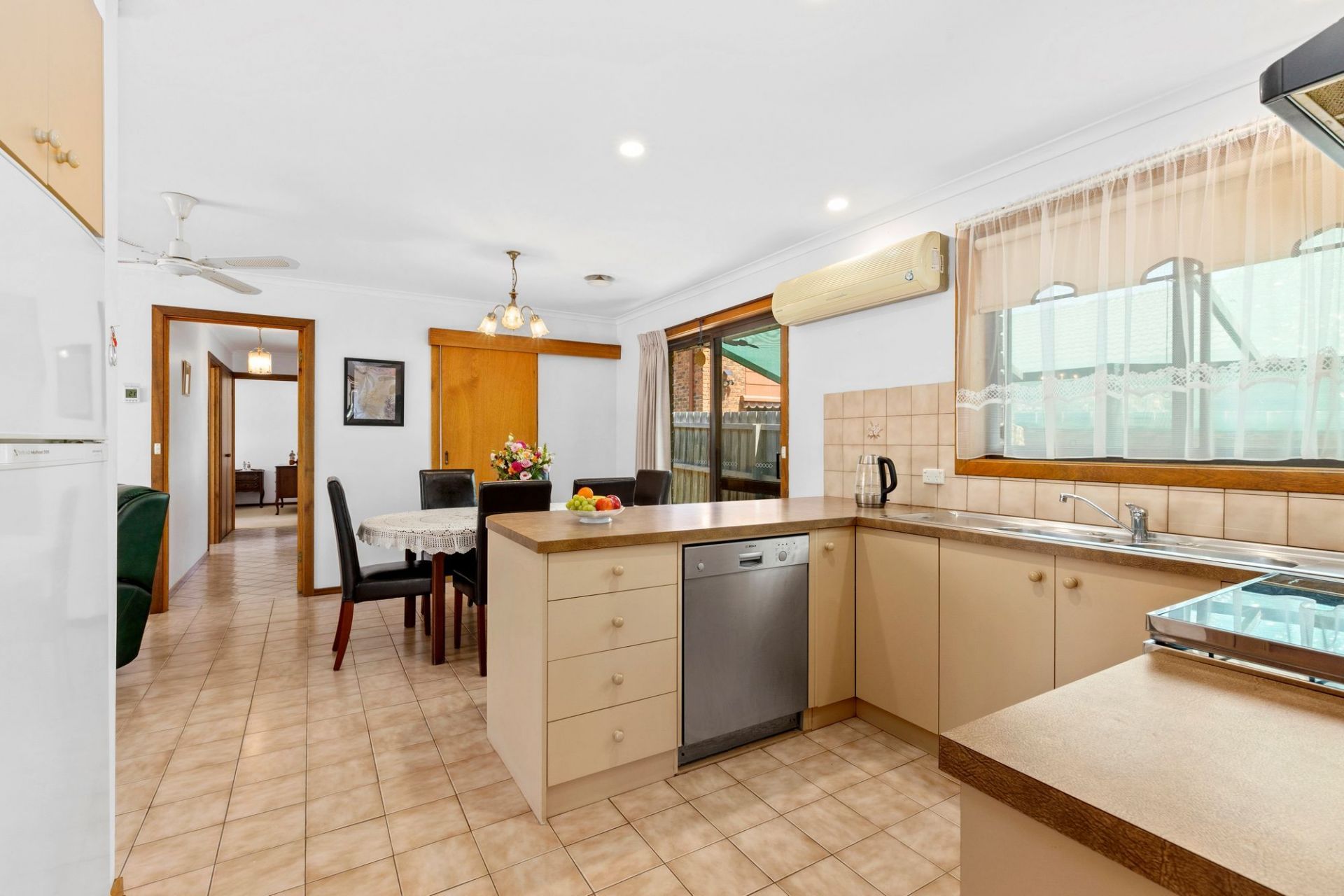 12 Canopus Road Ocean Grove VIC, Ocean Grove - Thumbnail 8