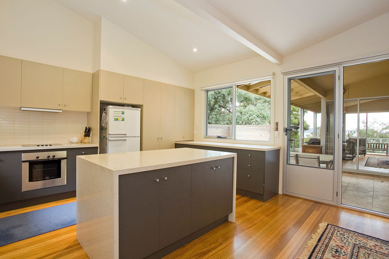 69 Charles Street, Lorne, VIC, Lorne - Thumbnail 2
