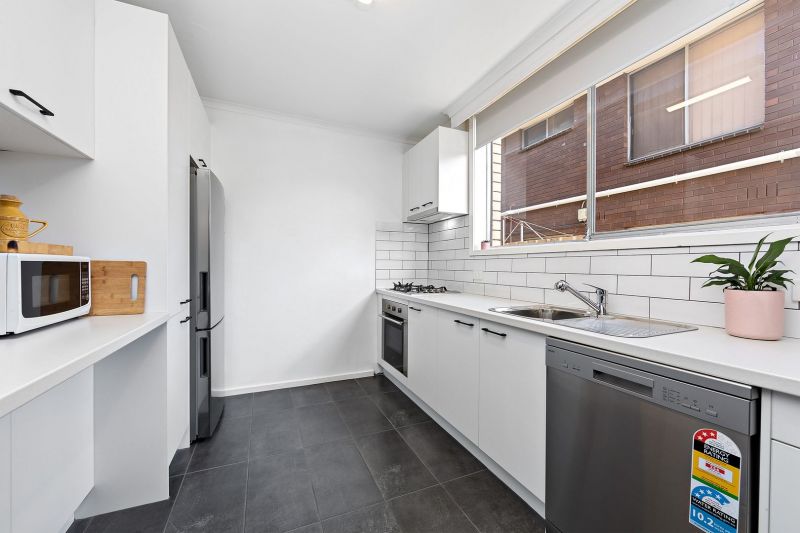 4/28 Bishop Street, Kingsville - Thumbnail 2