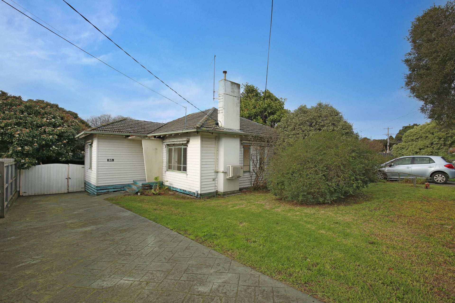 Family home right near Northland!