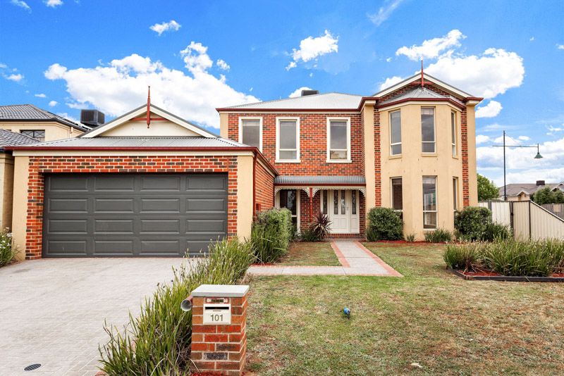101 Willowgreen Way, Point Cook - Thumbnail 2