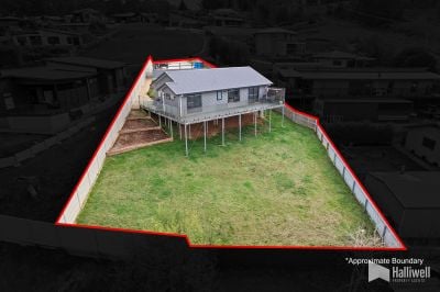 3
 
 
 
  
 
 
 2
 
 
 
  
 
 
 2
 
 
 
 
 
 
 
 13 Perrin Court, Latrobe TAS 7307, Latrobe - Thumbnail 3