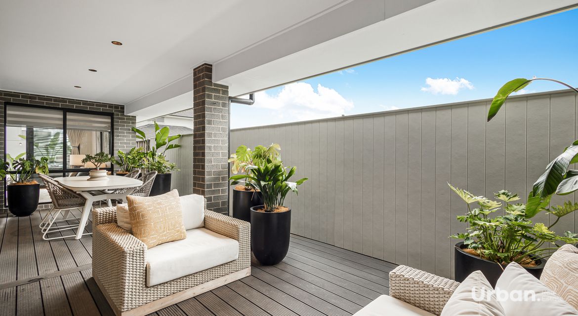 Colebee 6 Majors Avenue