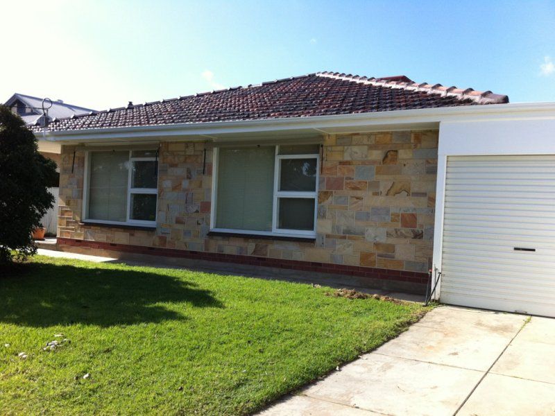 1/8 Fourth Avenue Glenelg East 5045