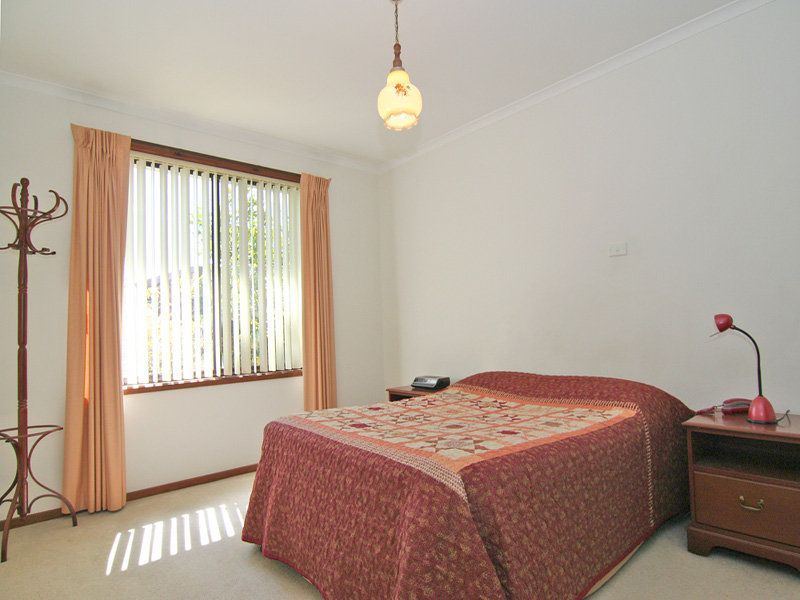 4 Bickley Close, Stirling - Thumbnail 8