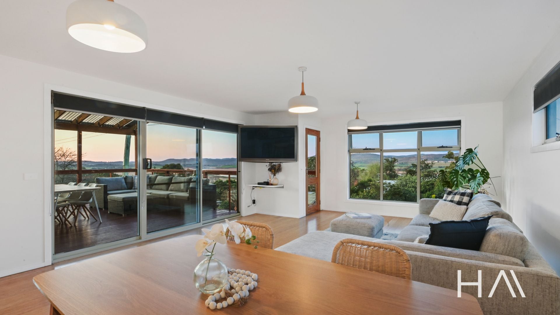 58 Cormiston Road Riverside, Riverside - Thumbnail 4