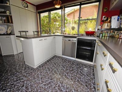 5
 
 
 
  
 
 
 2
 
 
 
  
 
 
 1
 
 
 
 
 
 
 
 9 Cambridge Court, DEVONPORT TAS 7310, Devonport - Thumbnail 4