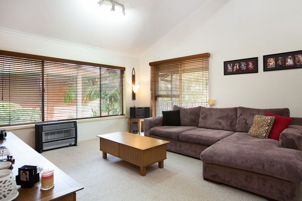 3 Hazel Crescent, Thirroul NSW