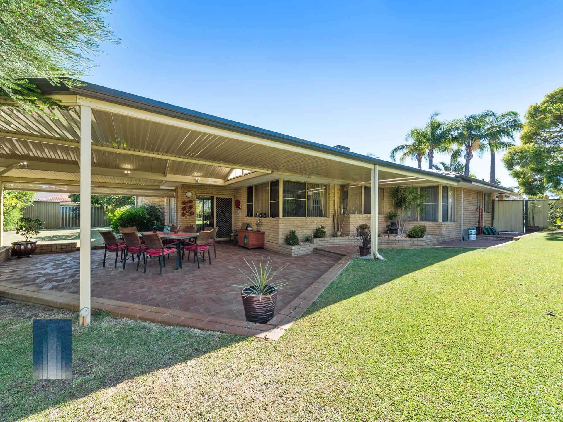 Real Estate For Sale 3 Curran Place Leeming , WA