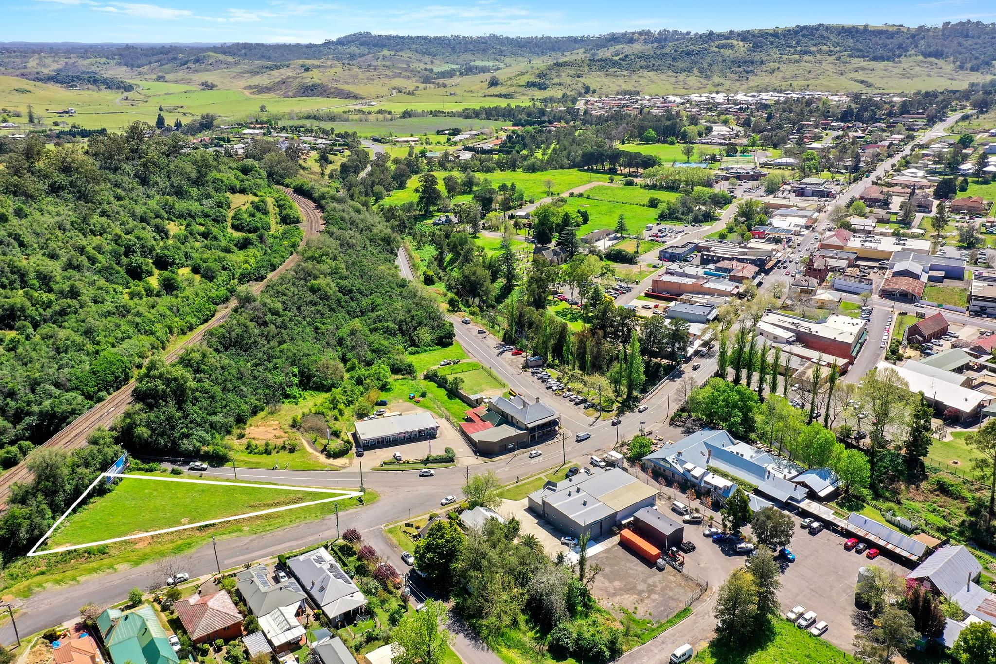 Real Estate For Sale 1 Picton Avenue Picton , NSW