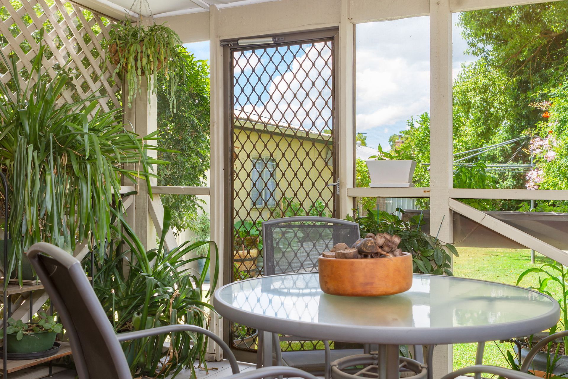 Real Estate For Sale 12 Elford Avenue Weston , NSW