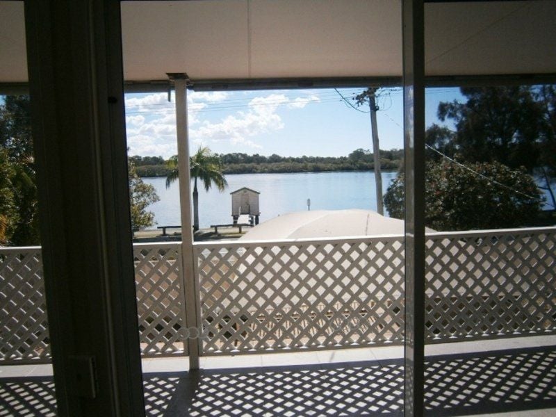 165 Bradman Avenue Maroochydore QLD