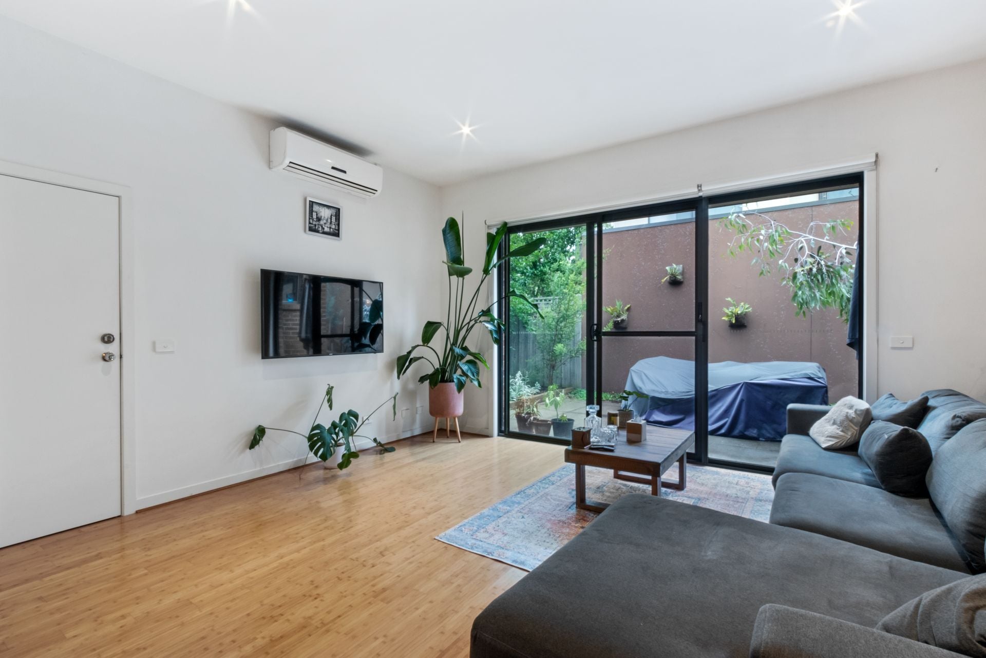 Executive Residence in Tree Lined Street