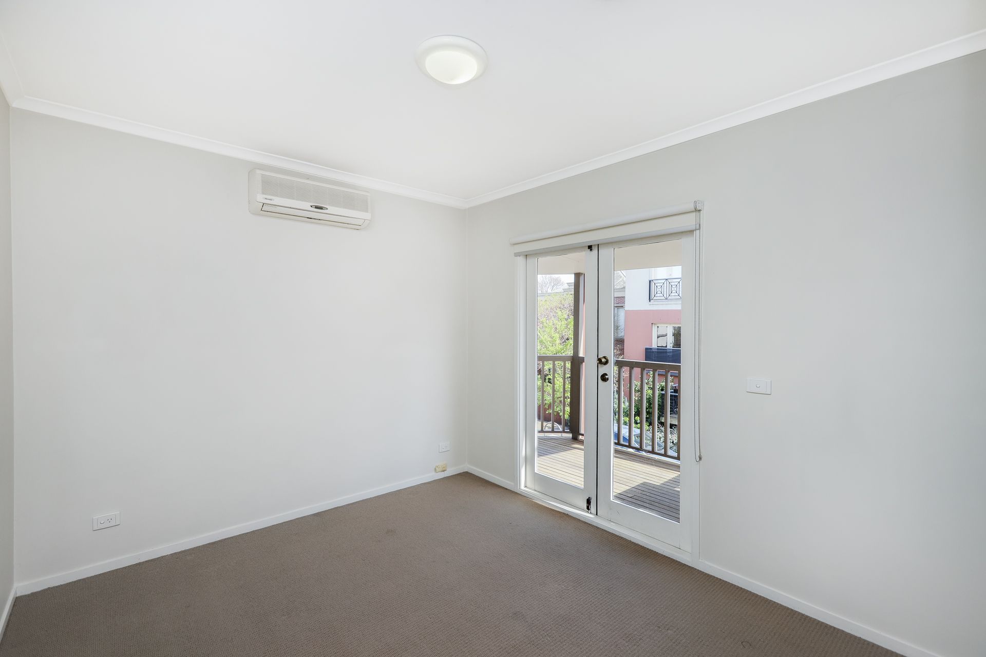 15 Howlett Street Kensington VIC, Kensington - Thumbnail 6