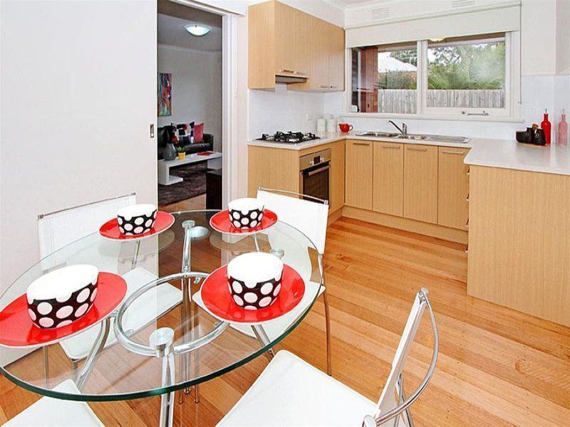 Modern Attractive Unit!