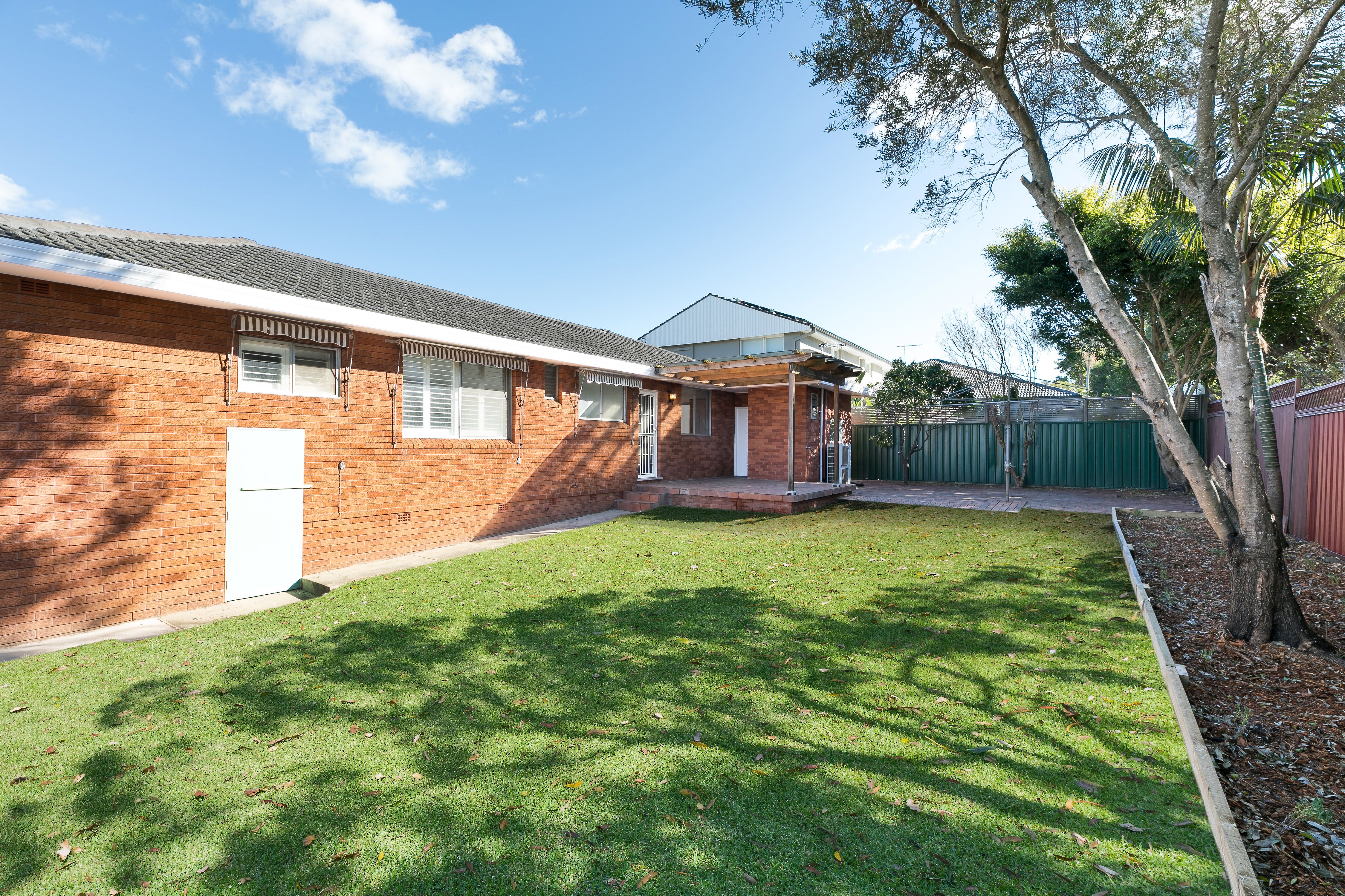 15 Queanbeyan Avenue MIRANDA 2228