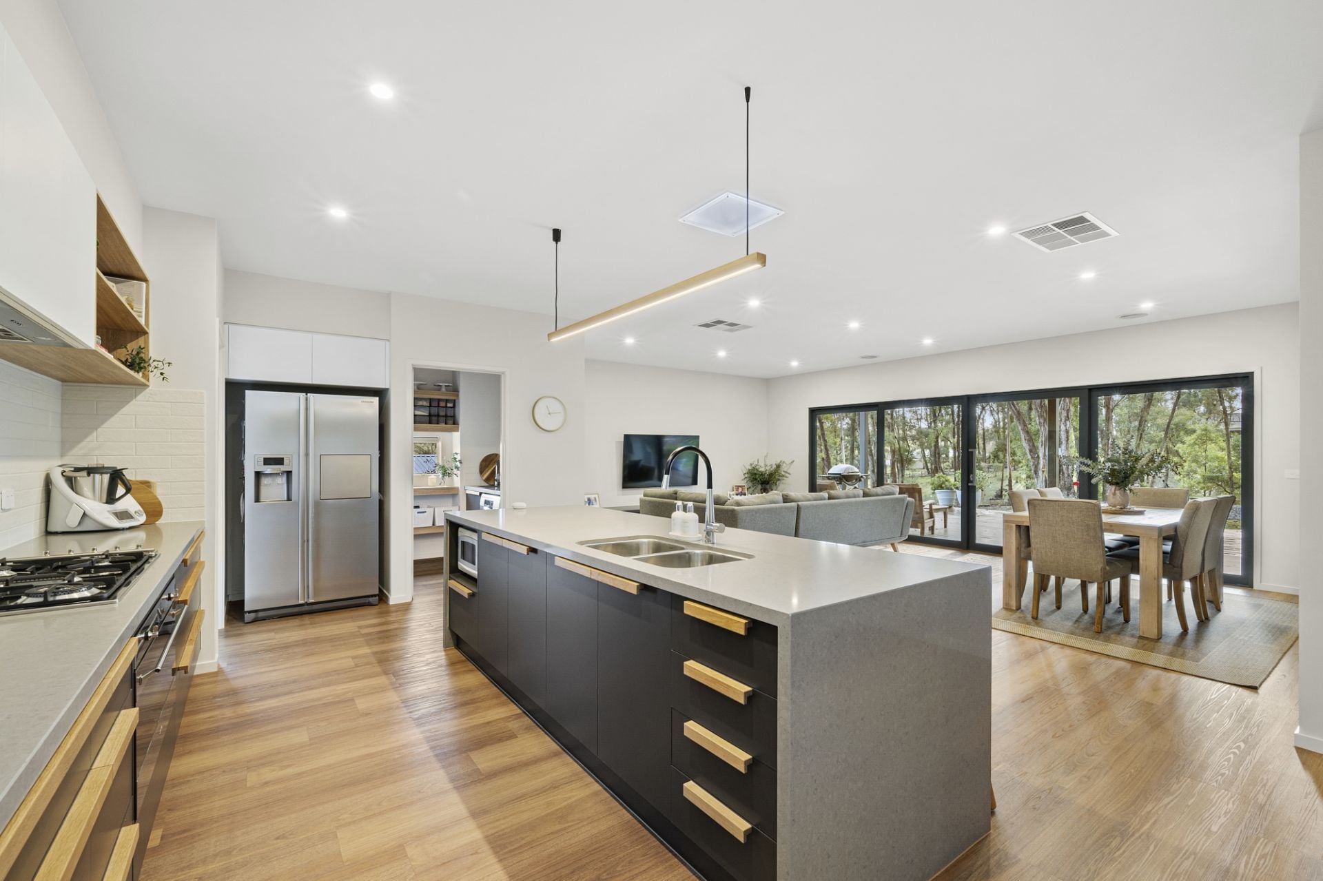 58 Stringybark Drive, Brown Hill, Brown Hill - Thumbnail 7