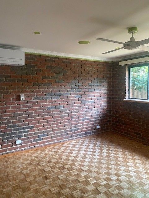 Hidden Gem in Fantastic Location ! Three bedrooms, work shop, double garage!