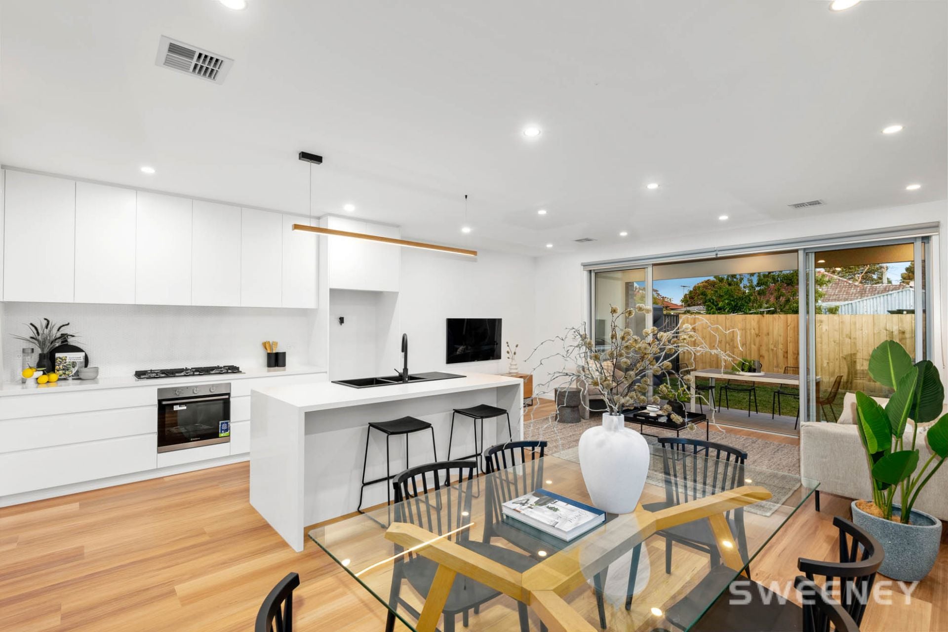 116 Chambers Road, Altona North - Thumbnail 3