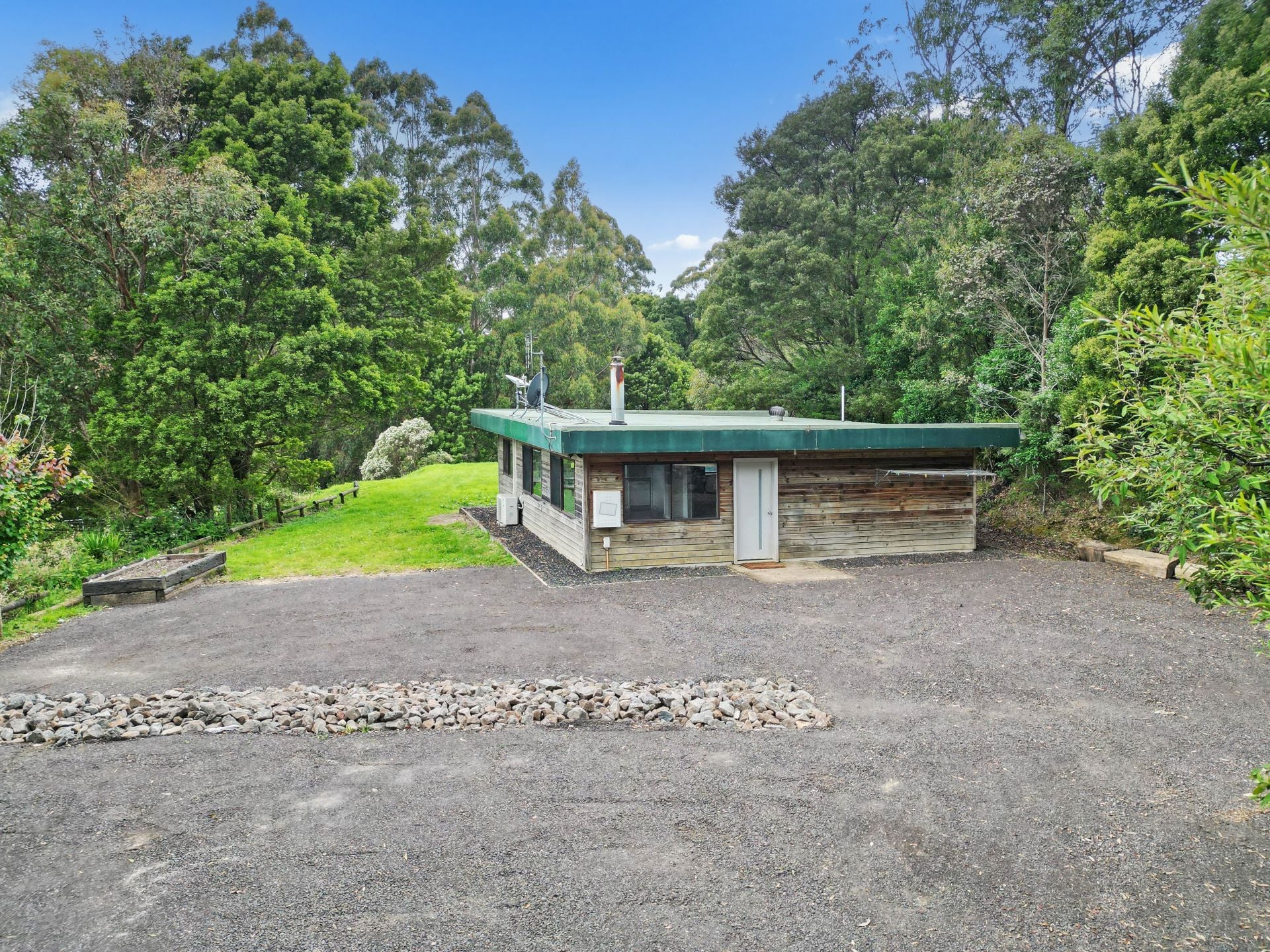 4 College Drive, Lavers Hill - Thumbnail 3
