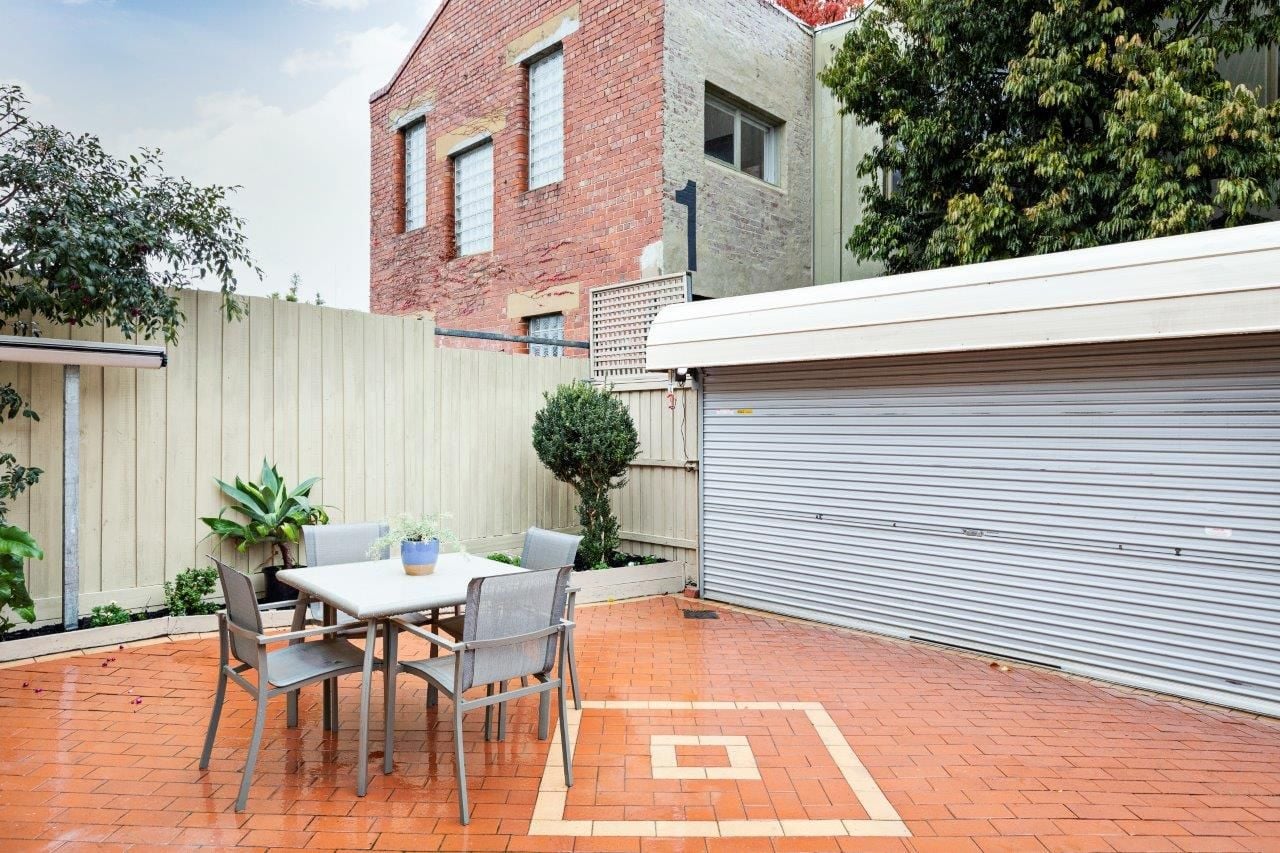 **Traditional Charm and Stylish Contemporary Elegance!**