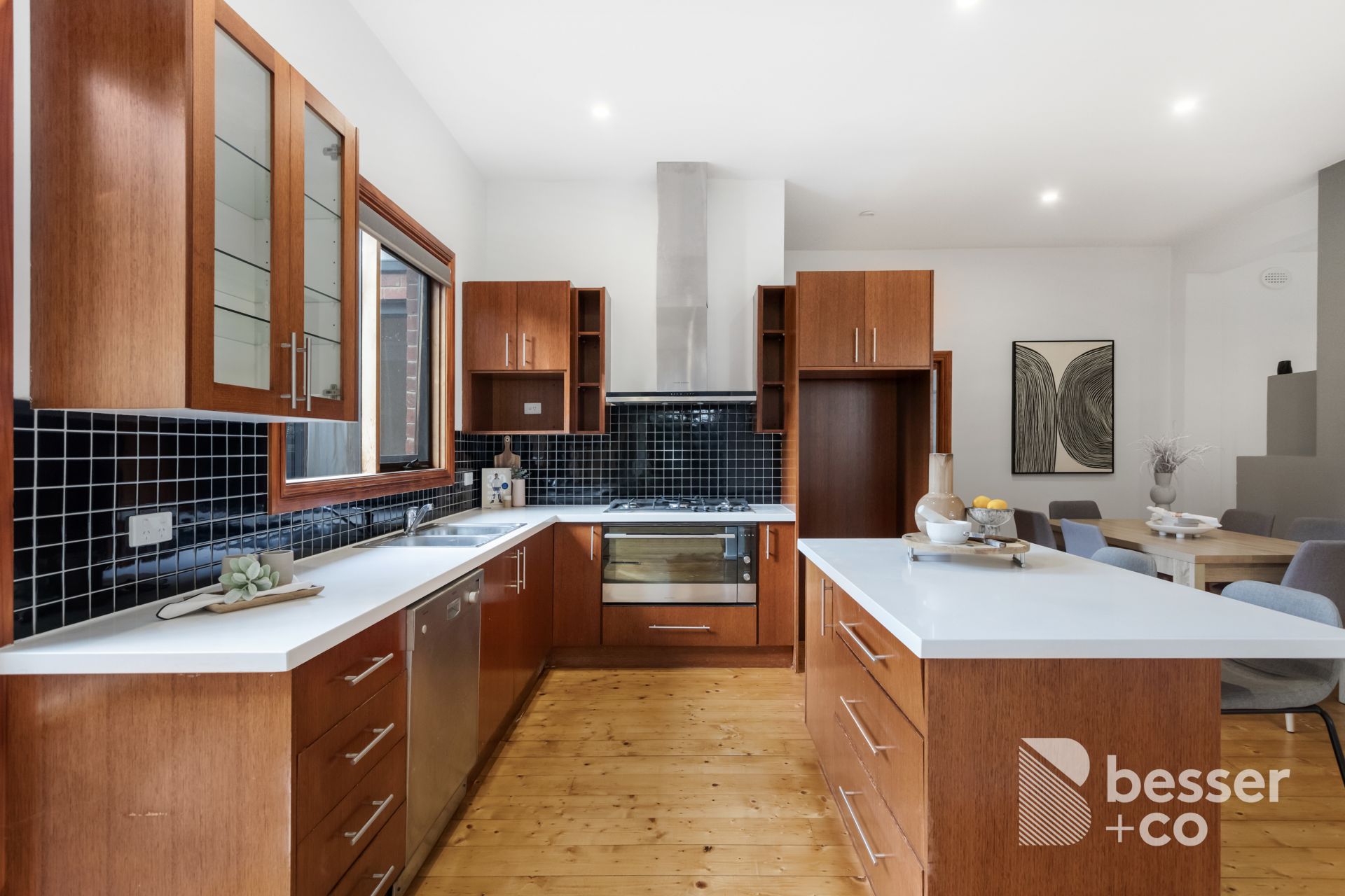 2 Scott Street, Caulfield South - Thumbnail 4