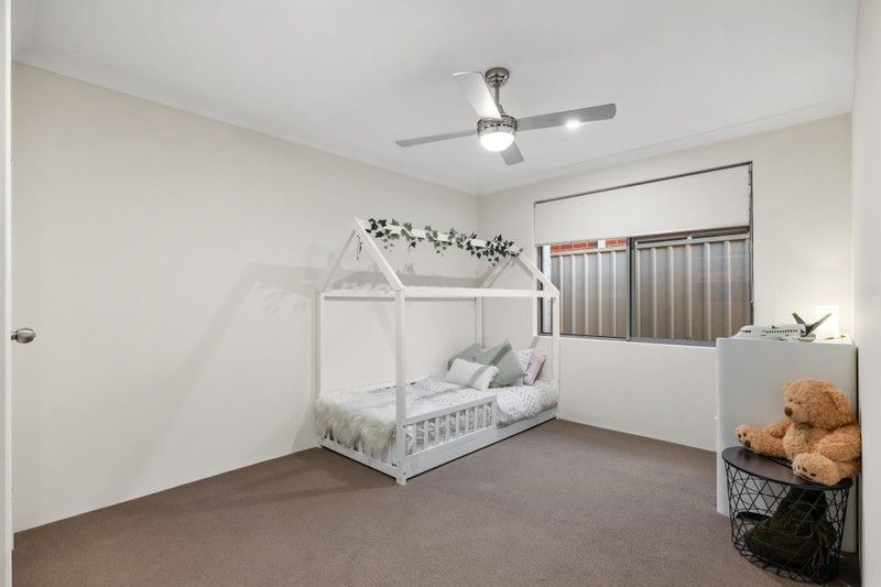 2 Tarquin Gardens, BELMONT WELSH Real Estate