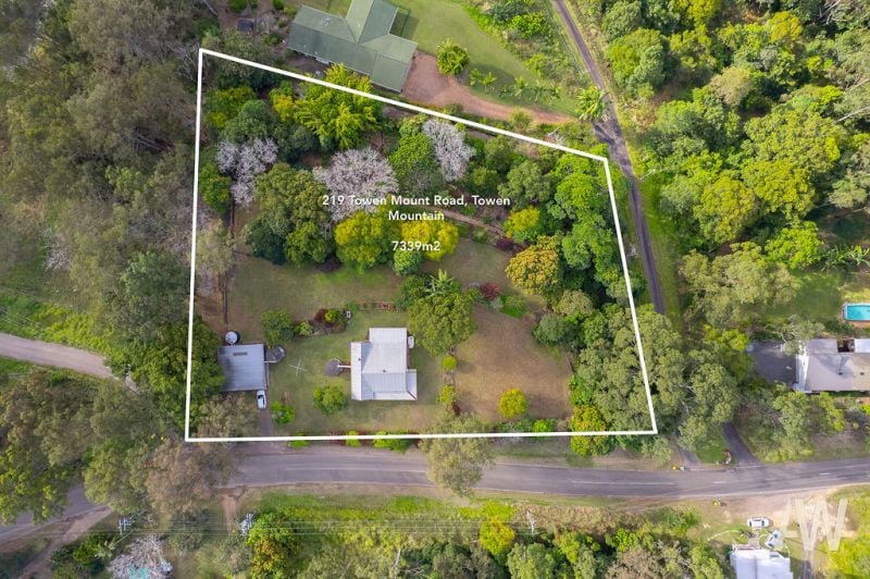 219 Towen Mount Road Towen Mountain QLD, Towen Mountain - Thumbnail 5