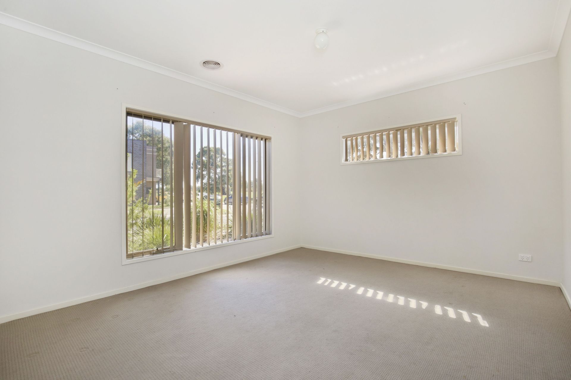IDEAL FAMILY HOME