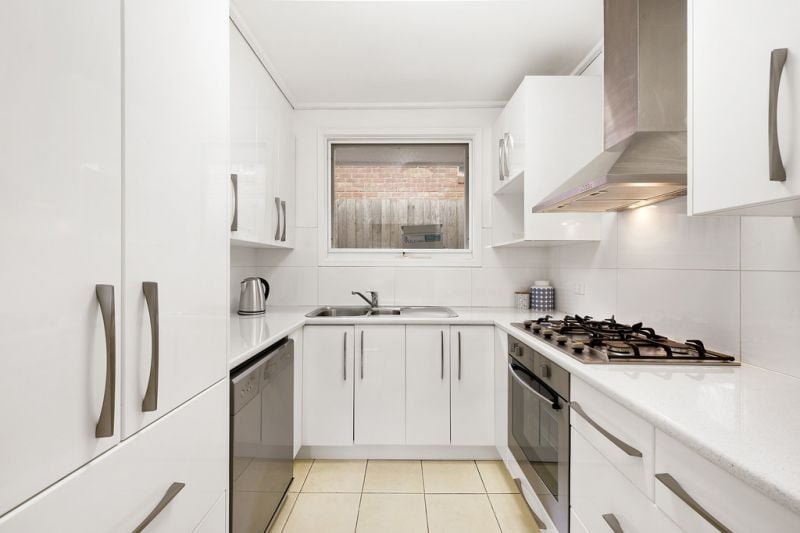 8/19 Wickham Road, Hampton East - Thumbnail 3