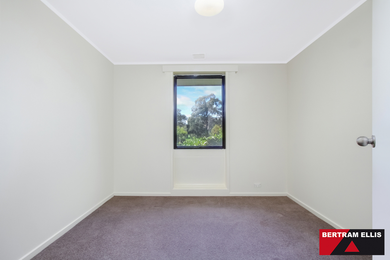 Real Estate For Sale 9 Crews Place Wanniassa , ACT