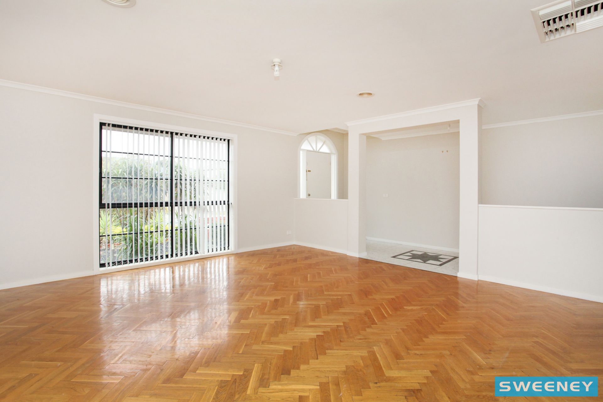 36 Parkin Avenue, Caroline Springs - Thumbnail 5