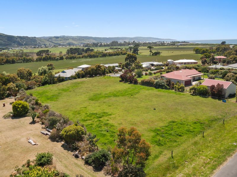28 Ocean Park Drive, Marengo - Thumbnail 5
