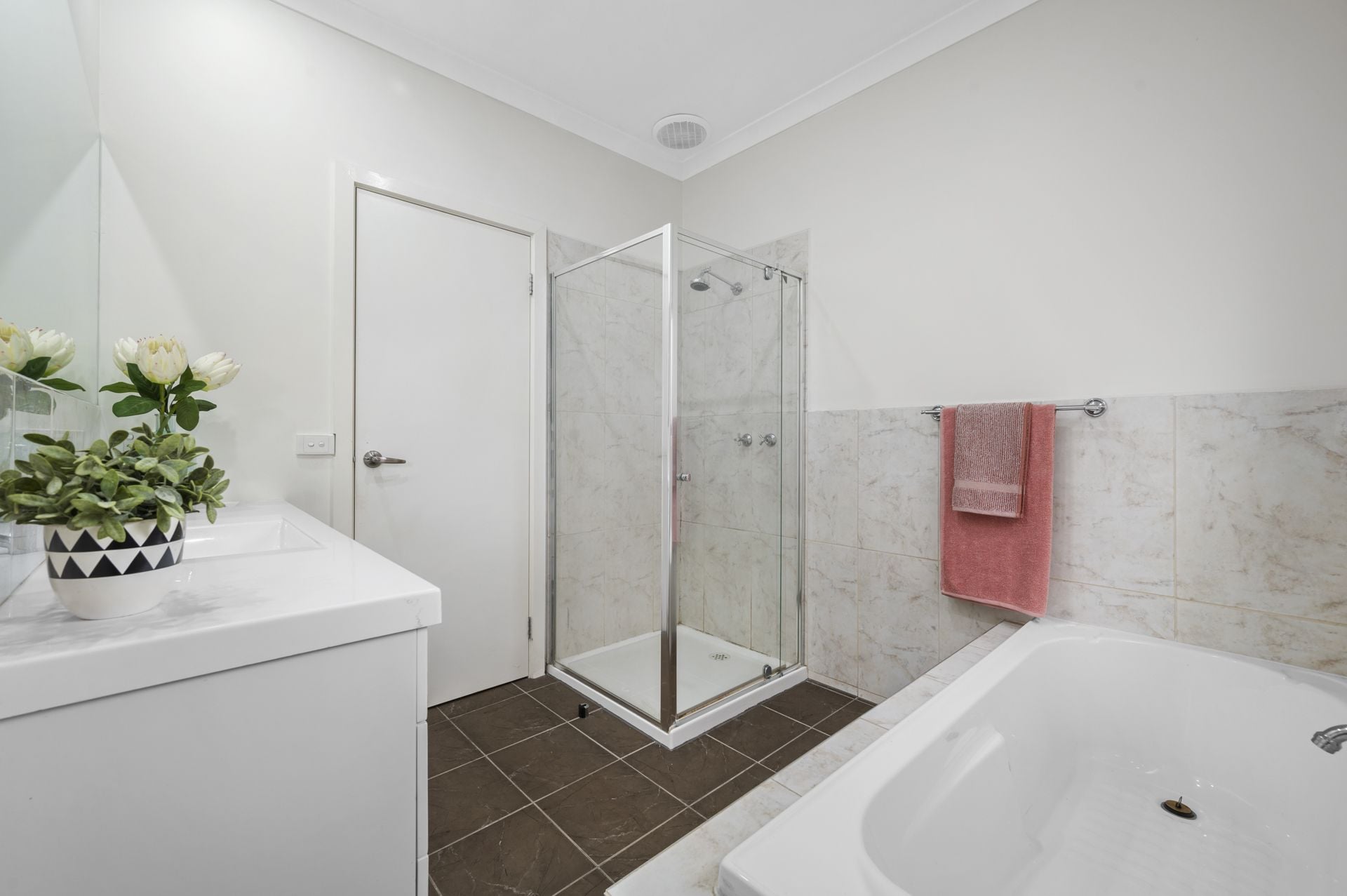 Luxury Living With Designer Appeal