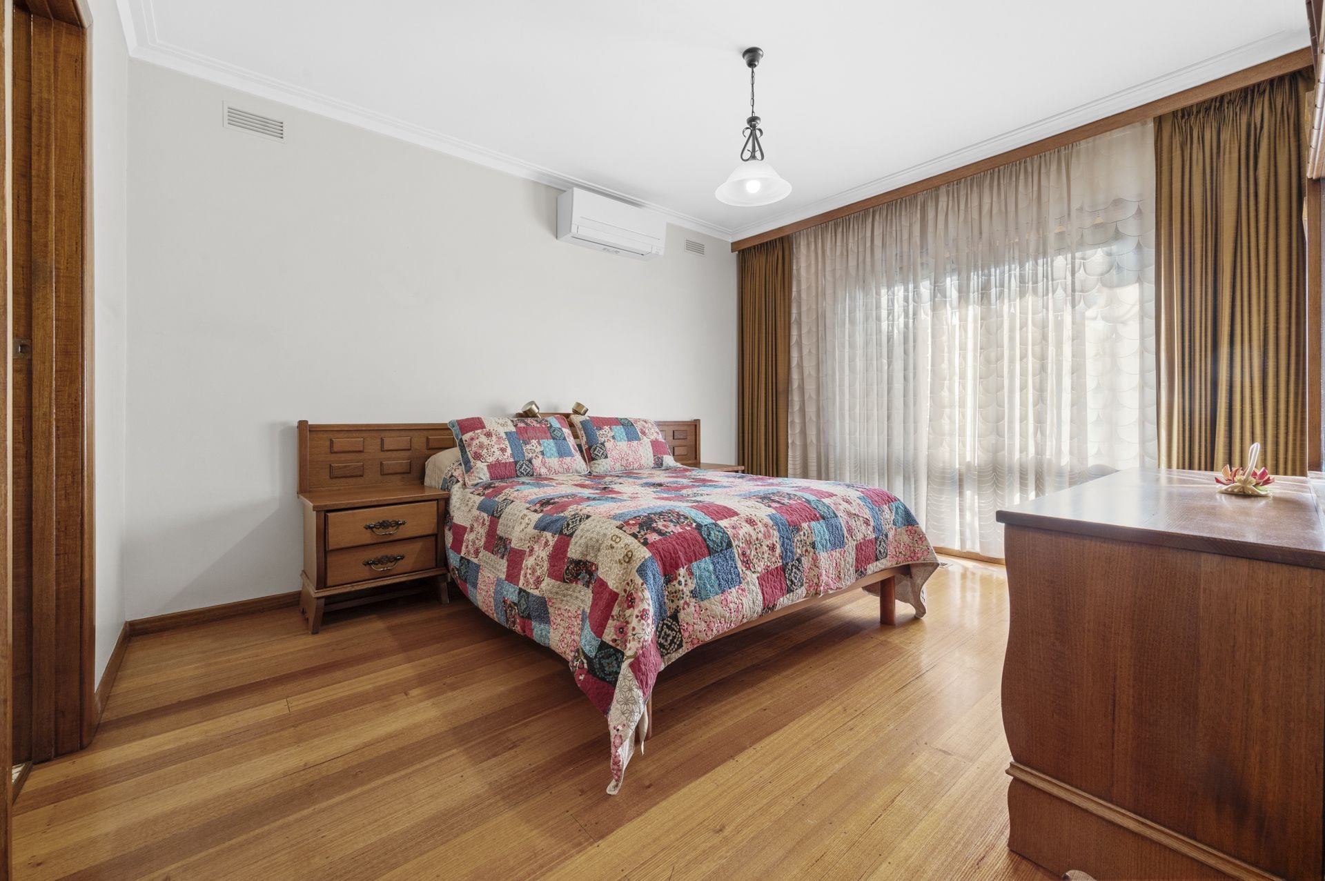 WHAT A BEAUTY!  LAND APPROX 640m2