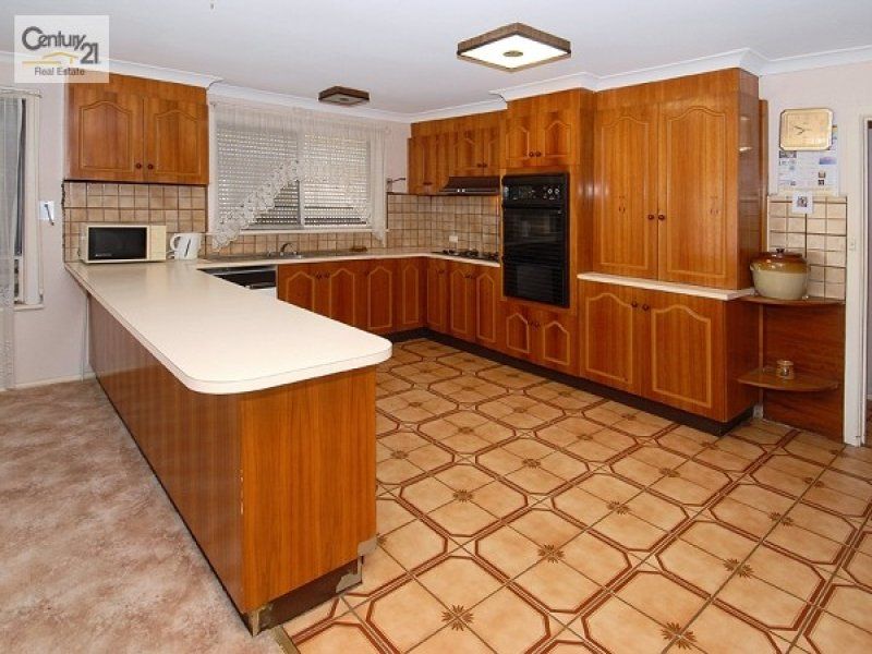 25 Bracken Grove, Altona - Thumbnail 3