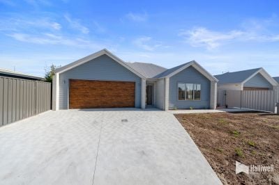 2
 
 
 
  
 
 
 2
 
 
 
  
 
 
 2
 
 
 
 
 
 
 
 2A Haven Drive, Shearwater TAS 7307, Shearwater - Thumbnail 3