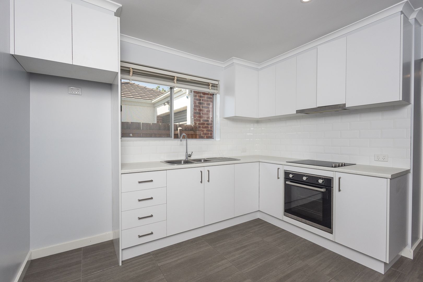 FULLY RENOVATED 2BR UNIT