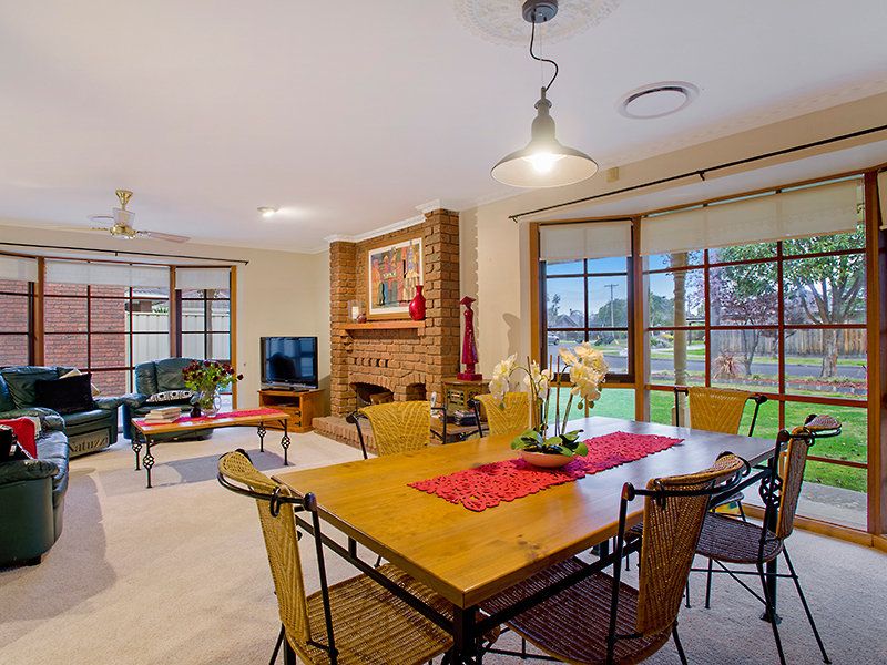 3 Hoddle Way, Altona Meadows - Thumbnail 3