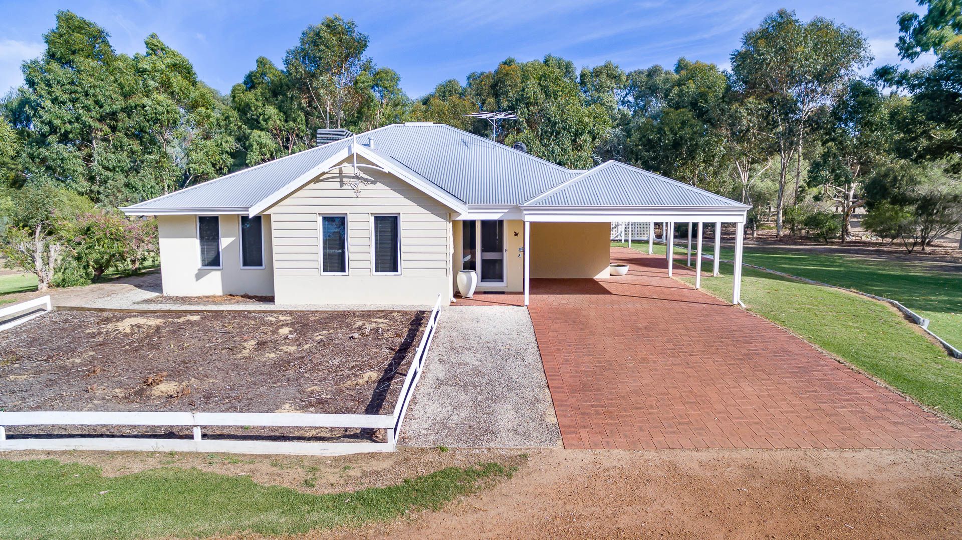 7 Albury Court Boyanup , WA