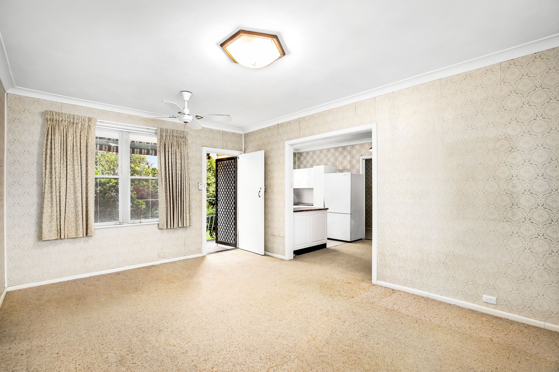 7 Seine Place, Miranda, Miranda - Thumbnail 4